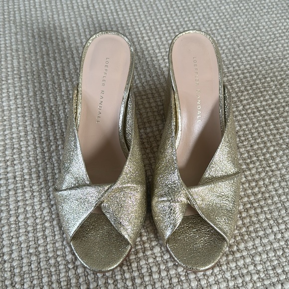 Loeffler Randal Laurel twisted metallic cracked leather mule size 7 - Picture 2 of 5